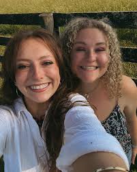 EMILY SHEETS (@emilyksheets) • Instagram photos and videos