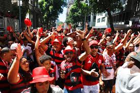 Novo patrocinador do Flamengo é o dono do Lubrax, que exibiu sua marca na camisa do clube por 22 anos