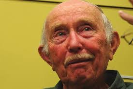 Deon Sumlin's Instagram, Twitter & Facebook