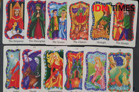 View tarot.com's complete list of tarot cards: Cara Baca Arti Tarot Panduan Lengkap Cara Membaca Kartu Tarot Dan Artinya Mbahmijan View Tarot Com S Complete List Of Tarot Cards