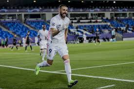 He was nicknamed as coco by his. Gladbach Auch Weiter Auf Den Spuren Einer Legende Karim Benzema Fuhrt Real Madrid Ins Achtelfinal Der Konigsklasse