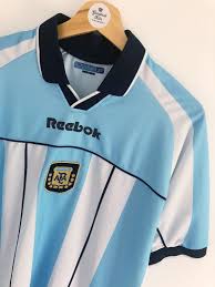 Nicknamed the pumas (los pumas in spanish). 2000 01 Argentina Home Shirt S 8 5 10 Greatest Kits