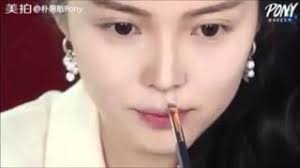 Cô gái phẫu thuật giống hệt Phạm Băng Băng để thi hát