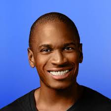 🚨LATEST: BitMEX co-founder Arthur Hayes suggests that either the Fed or  China's PBOC will provide favorable conditions for crypto markets. He  highlights the Chinese currency devaluation narrative, claiming that it  drives capital