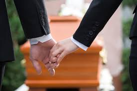 Can i bury a body in my garden. It Was The Nicest Most Natural Funeral The People Who Bury Their Parents In The Back Garden The Independent The Independent