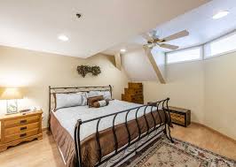 A large room for 3 people. The Lodge At The Mountain Village All Seasons Resort Lodging