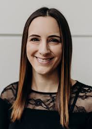 Laura Lanzo, Financial Advisor