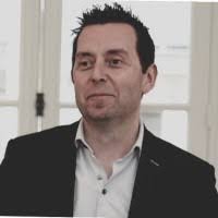 Benjamin Knutson's Instagram, Twitter & Facebook