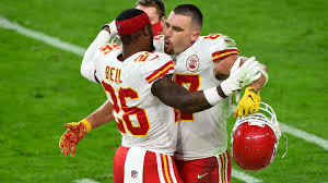 Miami dolphins live stream online if you are registered member of bet365, the leading online. Chiefs Vs Dolphins Spread Odds Line Over Under Prediction And Betting Insights For Week 14 Nfl Game