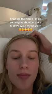 Eva Dallas (@evadallas_)