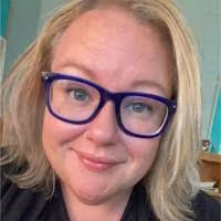 Peggy Harless's Instagram, Twitter & Facebook