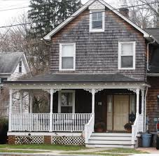 Try an aluminum railing system from can supply today! Porch Railing Height Building Code Vs Curb Appeal
