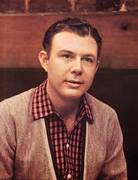 I was a child when this happened--- soon to be 60 years ago. Jim Reeves was  my mother's favorite singer. She and I always disagreed over who was the  better singer: Jim