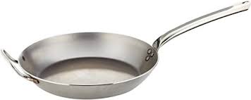 De Buyer 5130 32 Carbone Plus Round Frying Pan With Stainless Steel Cold Handle 32 Cm Diameter In 2020 Frying Pan Pan Saute Pan