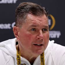 Al Golden Leaves Notre Dame for NFL: Who Will Be the Next Defensive  Coordinator?