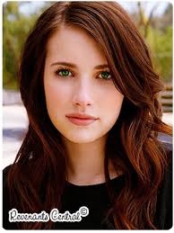 The blonde hair, green eye combination is entrancing on warm complexions. Color For Fair Skin And Green Eyes Dark Auburn Hair Color Hair Color Auburn Dark Auburn Hair