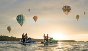 The record for the top speed ever reached on a watercraft belongs to uva perez, who recently hit a whopping 127 mph on a modified yamaha waverunner. These Are The Best Jet Skis To Buy 2019 Ceoworld Magazine