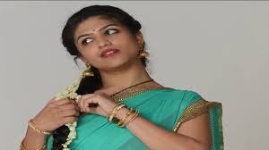 Supriya hot navel exposing saree in sasesham press meet events. à°¸ à°ª à°° à°¯ à°¬ à°— à°¬ à°œ Supriya Hot Photo Shoot Youtube