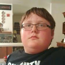 tyler lott (@tylerlott13)