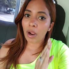 La primera ganadora del #giveaway no respondió y luego de esperar hemos  decidido elegir un nuevo ganador!! Pendientes