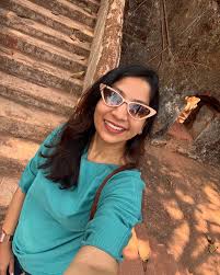 Prajakta Junnarkar Mayekar | 'Dutch ...