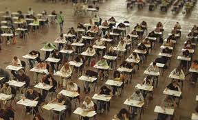 Il ministero della difesa ha pubblicato in gazzetta ufficiale un nuovo bando di concorso pubblico 2020 per l'assunzione di 179 volontari vfp4 nel corpo della marina militare italiana, il bando pubblicato qualche giorno fa è destinato a coloro che sono stati già volontari in ferma prefissata di un anno. Concorsi Ministero Difesa 2019 Docenti Scuole Militari Gazzetta Ufficiale