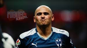 After winning the apertura 2007 with colo colo, he moved to liga mx club cf monterrey, where he became the club's. Humberto Chupete Suazo Rayados Youtube