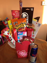A diy valentine's day gift from the heart is the perfect gift any girlfriend could ask for. 60 Adorable Diy Valentine S Day Gift Baskets For Him That He Ll Love A Lot Hike N Dip
