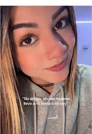 Merengue y Descaro: Un Toque de Ironía