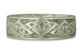 These traditional rings are recognized globally for their intricate many people all over the world seek out an irish celtic ring to have it made and shipped from ireland. Celtic Wedding Rings 16 Key Points You Must Know Before Purchasing