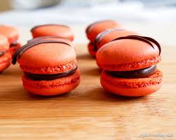 Les Macarons 3 Ganaches Classiques En 2020 Macaron Ganache Ganache Macaron