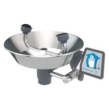 Connect the wrench with the head of the faucet to twist it. Ew814 Watersaver Faucet Co