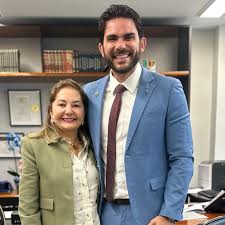 Visita institucional à Ministra Liana Chaib, no Tribunal Superior do  Trabalho (@tstjus). Diálogo importante, que reafirma, em conjunto com a  Ministra, nosso compromisso com a ética, o respeito e o fortalecimento das