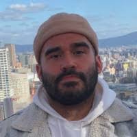 Seth Huggins's Instagram, Twitter & Facebook