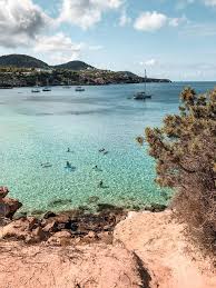 Ibiza Tipps Die Schonsten Strande Cafes Restaurants Ibiza Urlaub Ibiza Strand Spanien Sehenswurdigkeiten