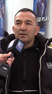 🎥 En exclusiva con Omar “Huracán” Narváez: el bicampeón mundial nos cuenta  qué lo trajo a Río Grande y cómo comparte su experiencia en el Campo de  Entrenamiento de Boxeo junto a Yésica Bopp y ...