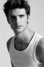 Peter Robledo y Urtubey, entre los 12 políticos más hot del mundo