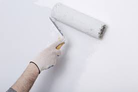 Decke Streichen Mit Alpina Weiss So Gelingt Es Ohne Flecken