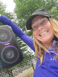 NEW WEEKLY* Traditional Session Music starting February 9th! When: Sundays  2-5PM, Starting February 9th** Where: Roof Hound Brewing Co. , 573 Main St,  Kingston The session will be hosted by Jacquelyn Martell.