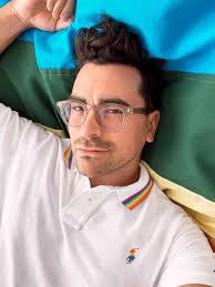 Ralph Lauren PRIDE系列登場，支持平權運動