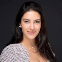 Bobbie Marie's Instagram, Twitter & Facebook