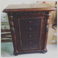 For Sale Drawer Cabinet Classic Size 90x50x115 Wood Good Condation Price 30 Bd للبيع مكتبة ادراج خشب كلاسك مقاس 9 Antique Dresser Decor Home Decor