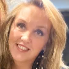 Cecilia Riedel (@mcriedelc)