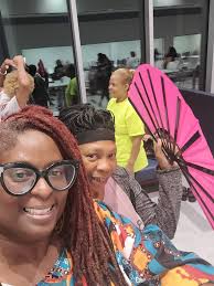 Absolutely class during Live Forever ❤️