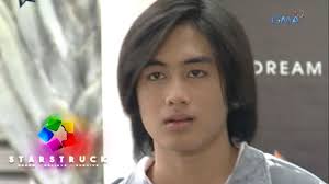 StarStruck: Rainier Castillo, kapansin-pansin ang makapal na make-up!