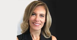 Être adjointe administrative au Québec