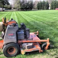 Advance lawn care is here for all of your yard's needs. Douglass Landscaping Lawncare Services Mobile