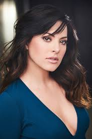 Olivia Alexander's Instagram, Twitter & Facebook