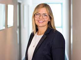 Es ist ebenfalls in den branchen. Schwaderlapp Immobilien