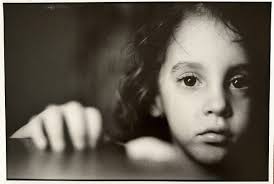 Upcoming Exhibition drift Photography by Ken Woroner October 19-December 14  Loosely inspired by the concept of the dérive (“drift”)—an unplanned  journey through a landscape—this collection of photographs explores how  social interaction and